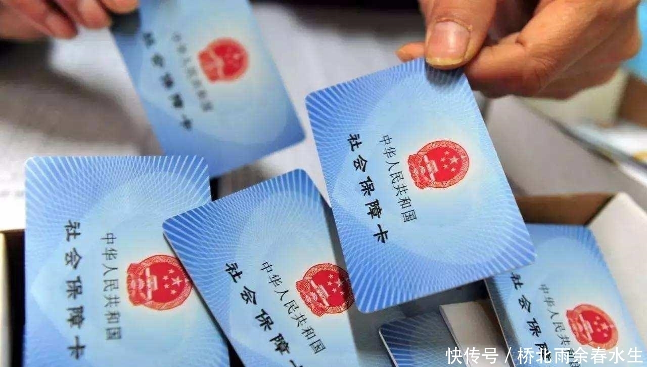 怀孕|一怀孕就辞职和坚持上班的孕妇3个差异很明显,过来人:悔不当初