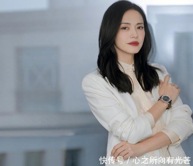 人过中年,别再踩着“雷区”化妆了!避开显老3要素才更显年轻