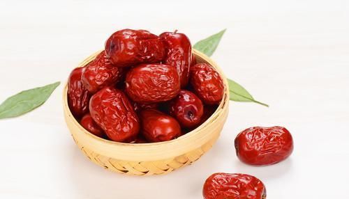 女人|一个最懂女人的千古名方,3味药解决更年期:心烦潮热、失眠盗汗