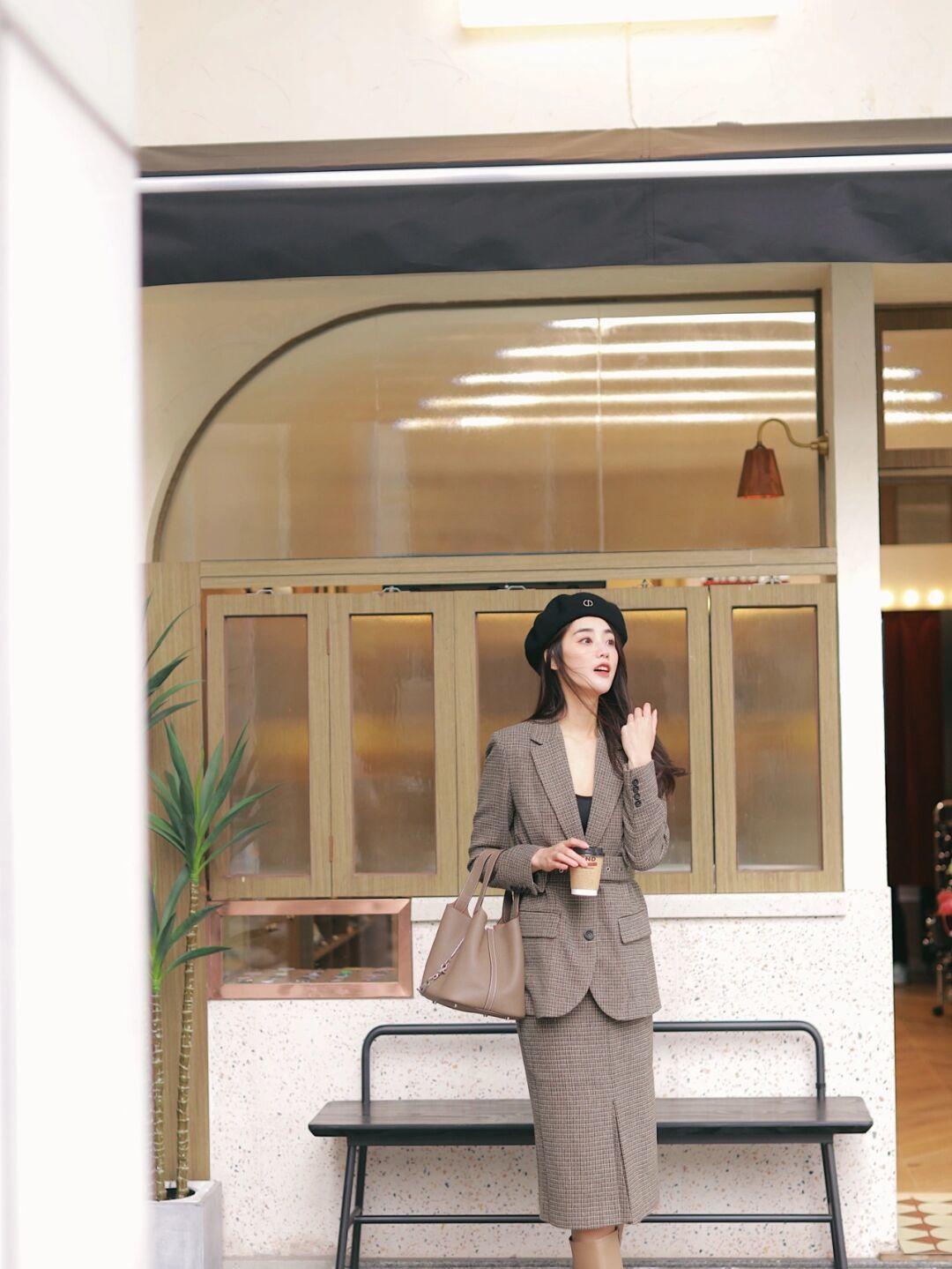 冬季 冬季穿搭没思路?快来试试这些“毛呢套装”,简约优雅还有气场