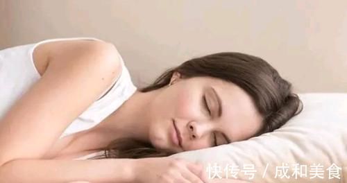 营养|夜里总是失眠?或是缺乏3种营养!若能及时补充,一觉睡到大天亮