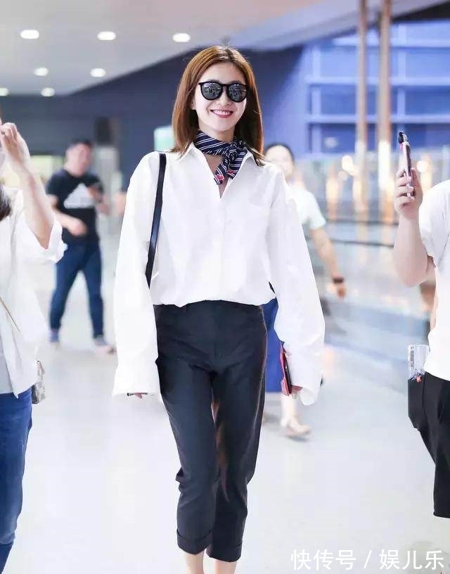 朴孝敏|衬衫不管单穿还是叠穿都美爆了!拿下一件轻松玩转冬季混搭风