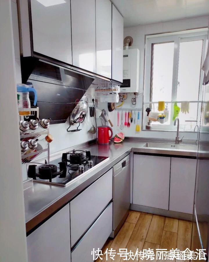 柜体|厨房如何设计更实用?中岛、一字型、L型、U型哪个更适合你家!