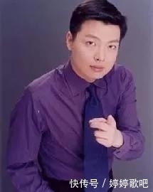 他是著名“央视一哥”,娶身价几十亿富婆妻子,今儿子成他的骄傲