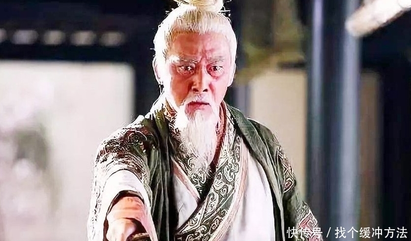 刚烈|古时一女子好心施舍,乞丐一句话使她当场跳河,乞丐:真刚烈