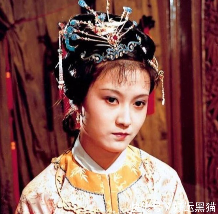 曹雪芹&贾宝玉并不爱薛宝钗,到最后娶了她,是他最狠的报复