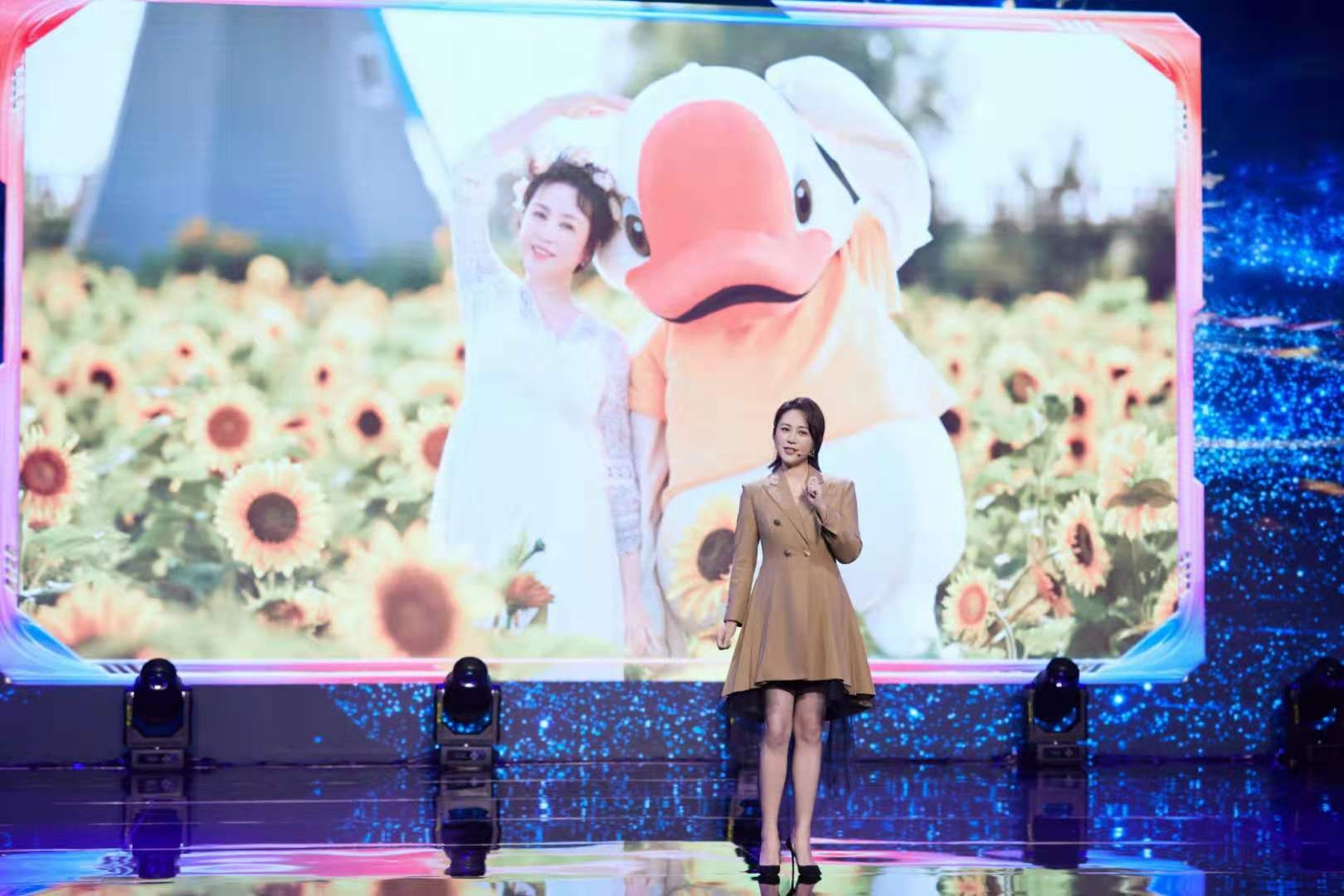 别被流量明星吓退，湖南卫视开年演讲获人民日报点赞