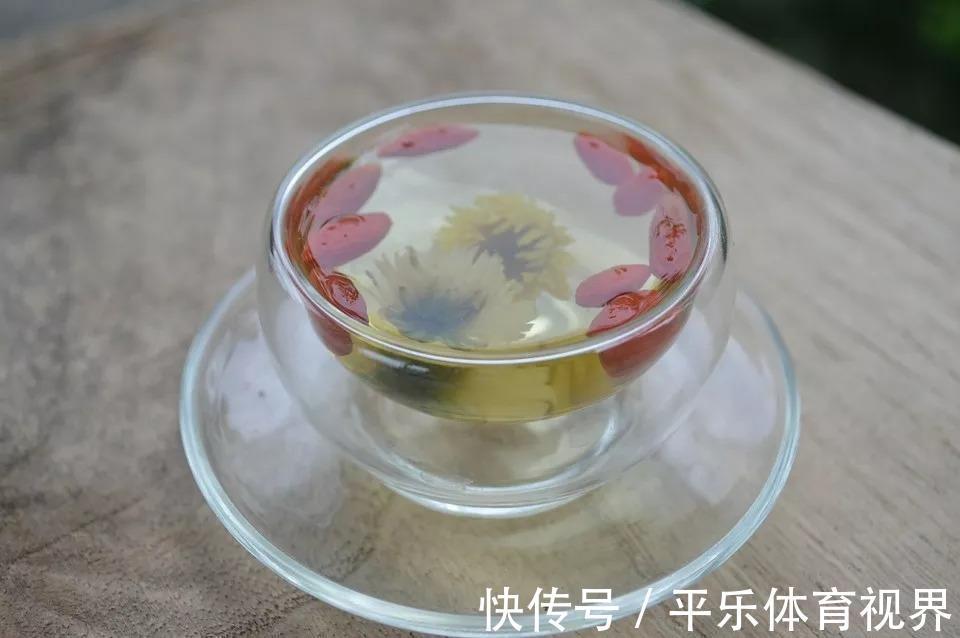 大枣|保温杯中泡枸杞,人到中年有惊喜,正确泡法教给你,这样才真管用