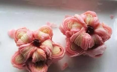 分钟|外国人吐槽中国的甜点太“粗糙”,网友晒出5种糕点,分分钟打脸