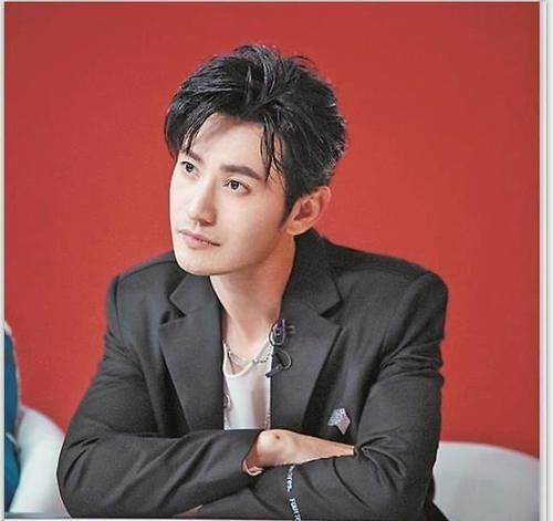 《姐姐》第二季首期只有黄晓明成亮点，其他方面没有惊艳之处