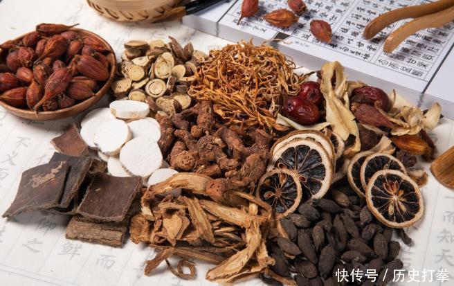 病人|肝有病视力会变差肝藏血,血不润目心有病胸口痛