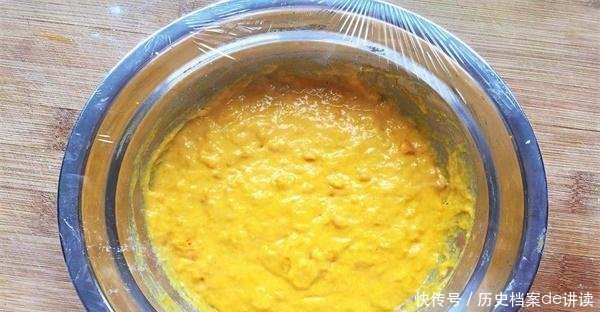 好吃|南瓜发糕最好吃的做法，不用烤箱，不用电饭煲，蓬松暄软太好吃了