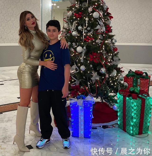 脚跟|哥伦比亚健身“辣妈”,36岁依旧体态曼妙,快get她的塑形动作!