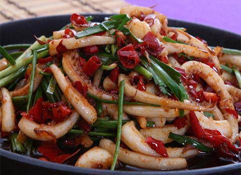 鱿鱼|韭菜搭配它一起炒，是男人就该多吃，肾好体壮，还能提高抗病力！