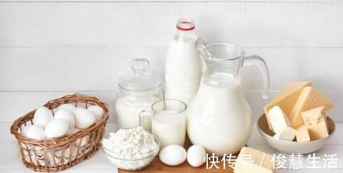 村霸|女儿放假去姥姥家,1个月后再相见,妈妈:小公主变成了“村霸”