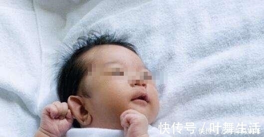 头骨|这3种睡姿,可能会让新生儿的头骨变形,其中一种新手妈妈还在做