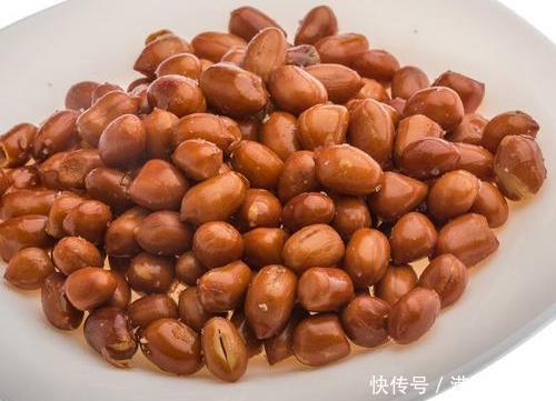油炸|油炸花生米,直接下油锅就错了,教你正确做法,和饭店的一样香脆