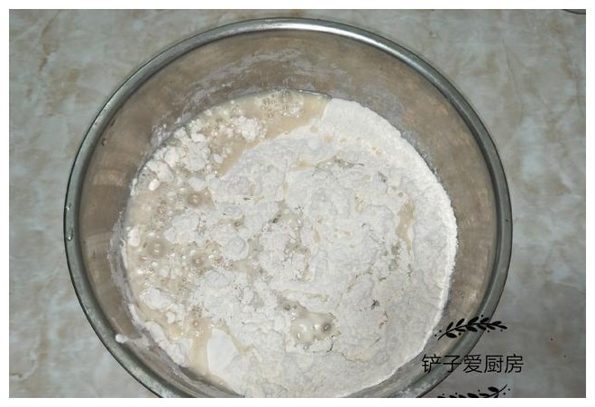 秋季转冷，发面记住3点小诀窍，30分钟发满盆，比夏天发面还快