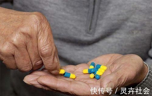 医生|降压药晚上吃，还是早上吃好医生用药时间有讲究，别再乱吃了