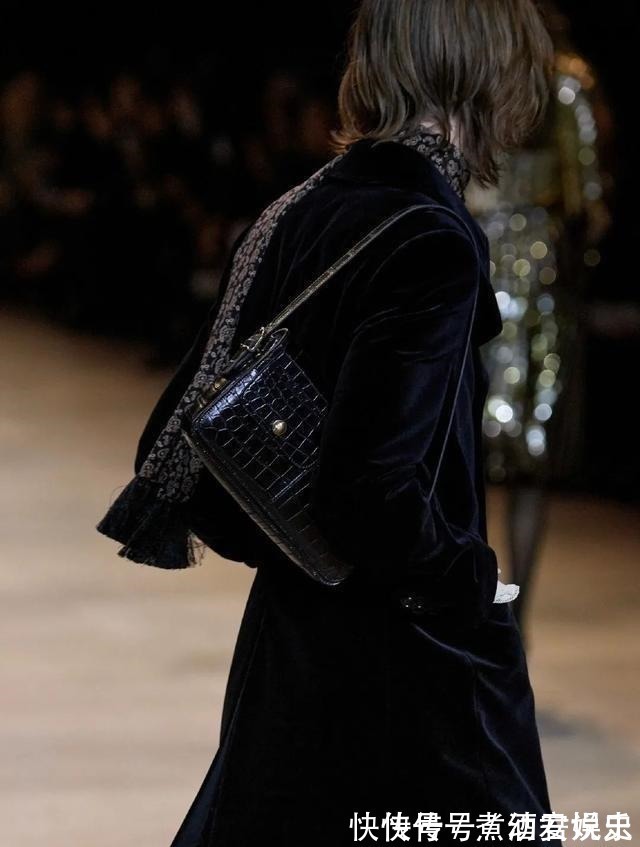 mini 今年最时髦,有个性的包包!今年最时髦,有个性的包包!