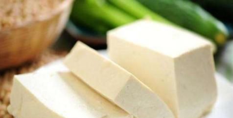 女孩子不能事事都节俭,四种天然的雌激素多吃,抗衰老作用很明显