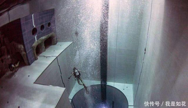 最深的泳池“深不见底”,游一次花费2000元,游客多到爆满!