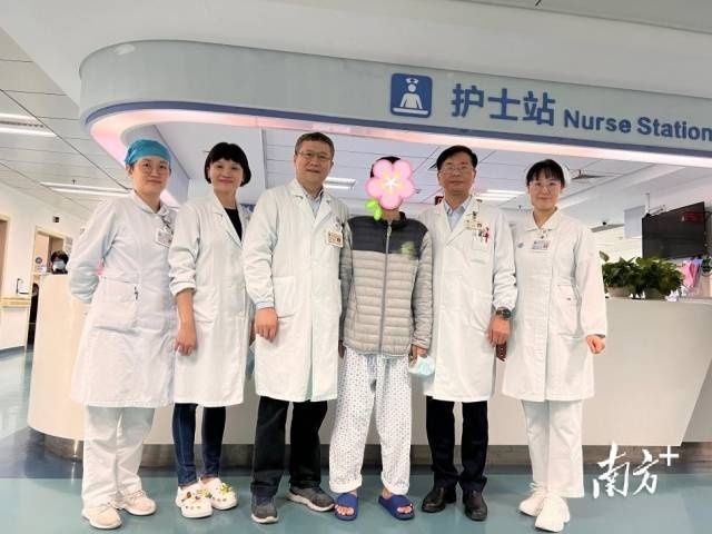 深圳|深圳首针成人“诺西那生钠”：一针直降60万元