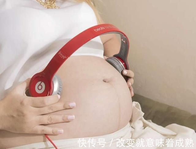 宝宝|宝宝聪不聪明,“娘胎”就能看出来,孕妈快来对照3个高智商反应