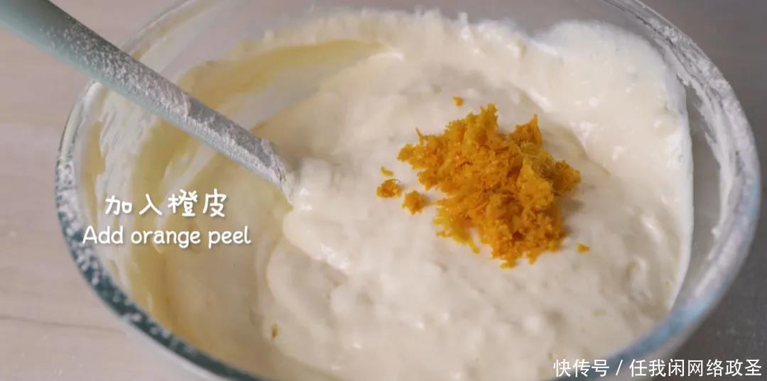 蛋糕|满满秋天的气息,要不试试制作一下橙子卷芝士蛋糕杯,美味又简单