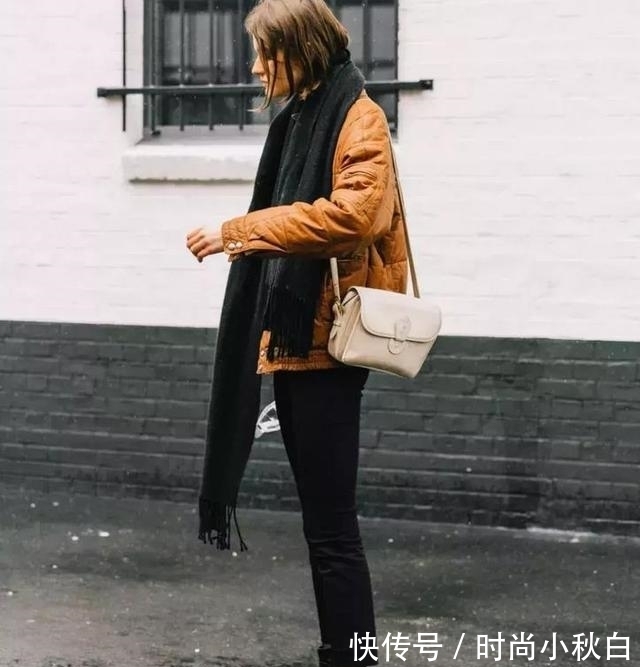 切尔西 秋冬靴子怎么选？有这3双就够了！裤子裙子都能搭，显瘦又时髦