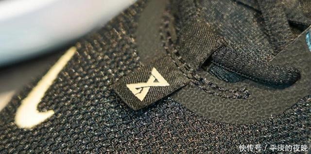 球鞋开箱PG5首发黑白配色，没有拉链颜值高了吗