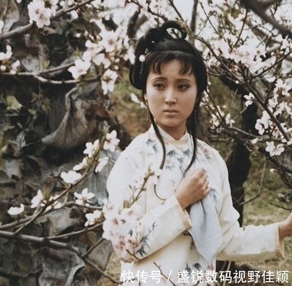 旧照@天堂有了陈晓旭,人间再无林黛玉,去世后家人才公布出的珍贵旧照