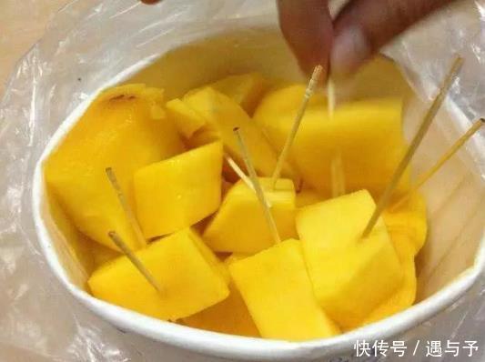 生气|女性经期期间,5种水果最好少碰,尤其第4种,小心姨妈“生气”