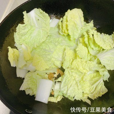 娃娃菜肉末汤|美味不用等，娃娃菜肉末汤五分钟就能上桌的美食