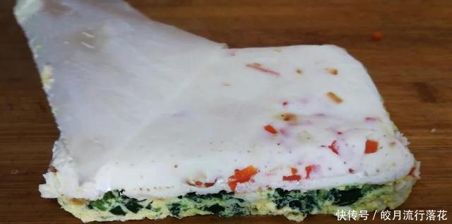 喜欢|我家菠菜从不凉拌着吃,加2个鸡蛋,简单几步,上桌孩子抢着吃