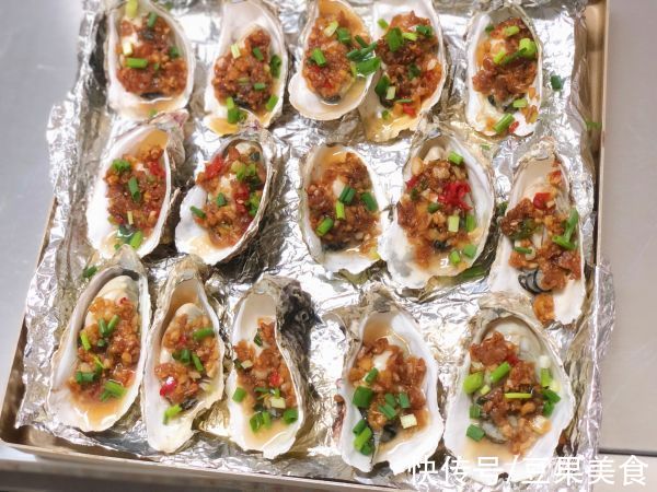 蒜头|有了这些烤生蚝,实力下酒