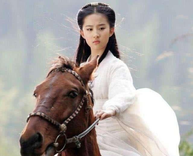 微微一笑$才子一上联:“马过木桥,蹄擂鼓,咚咚咚”,祝枝山一下联,绝了