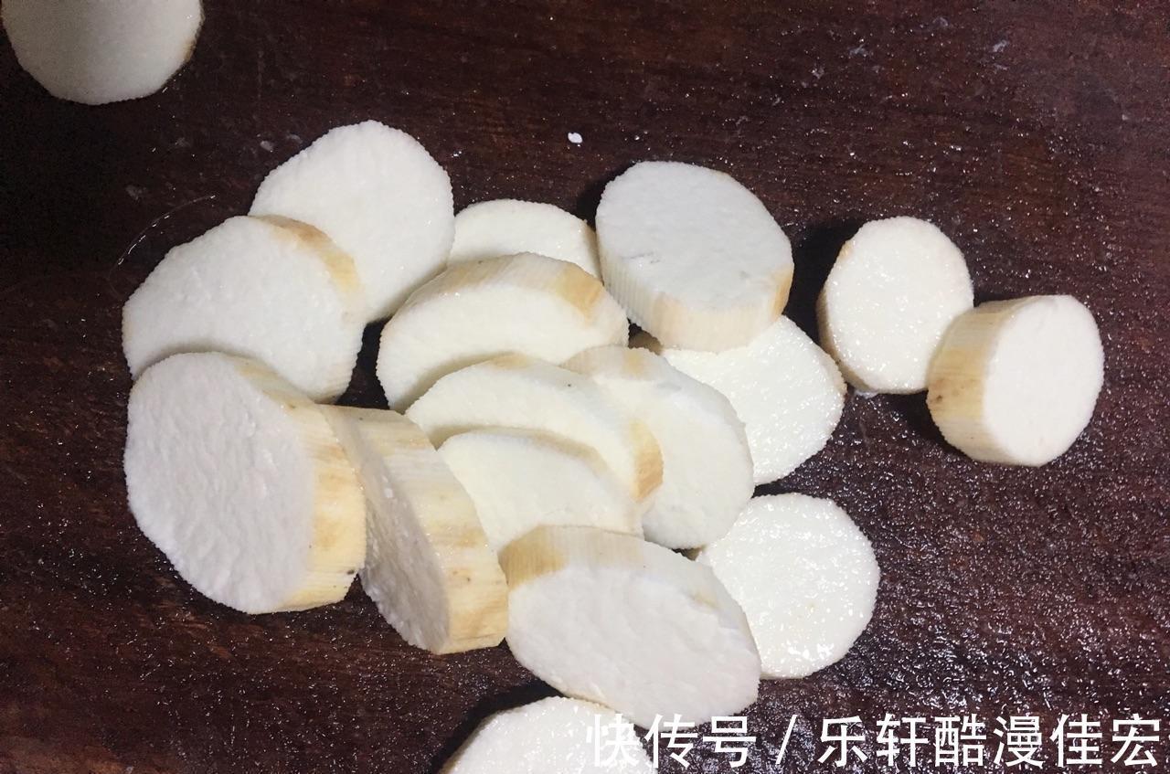 天冷多喝汤，山药搭配瘦肉一起煲汤，营养滋补做法简单