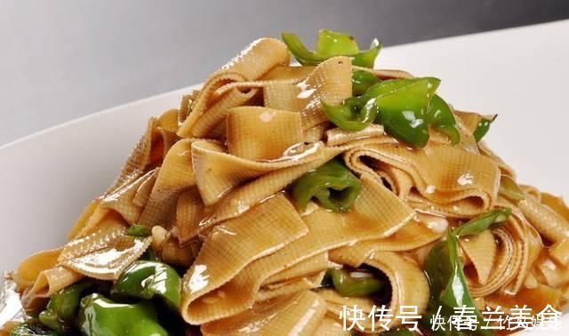 滿臉皺紋|女性不想滿臉皺紋，要常吃此物，皺紋少了，皮膚也細膩了