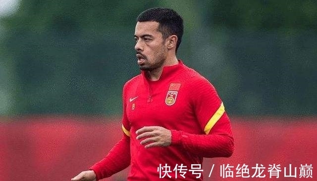 中国足球|首批归化国脚初探:整体表现难尽人意,中国足球再次“交学费”