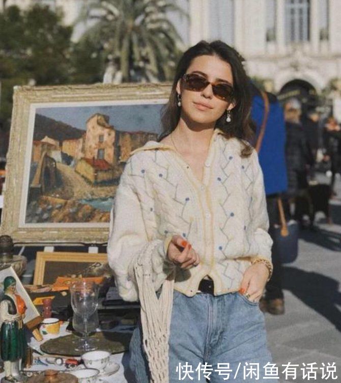 今年火了一种穿搭：叫“上半身奶奶，下半身孙女”，减龄又显气质