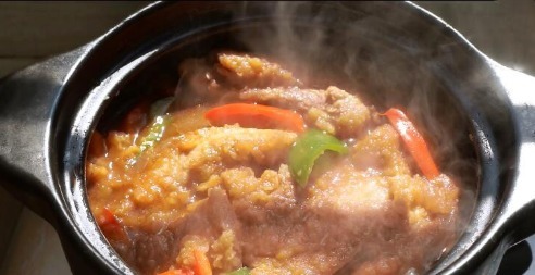 鸡蛋|五花肉别做红烧了，加2个鸡蛋，筷子搅一搅，3斤猪肉不够吃