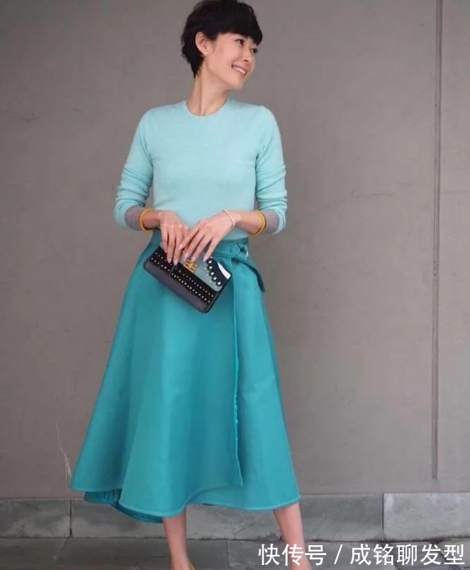 选用|过了四十岁的女人更要注重衣品,试试这三种减龄搭配,优雅又高级