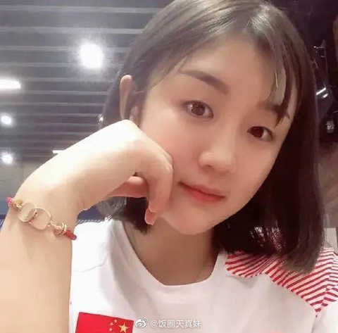 金牌|黃曉明回應蹭表妹陳夢熱度：我高興，我驕傲！要親自下廚為其接風