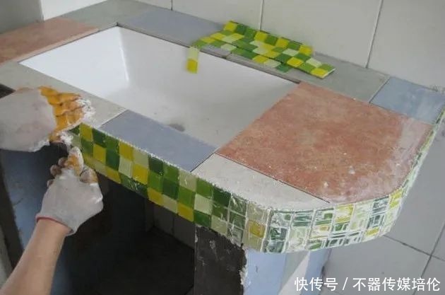 瓷砖|我用水泥做了个洗手池,成本才花几十块,邻居都夸不错
