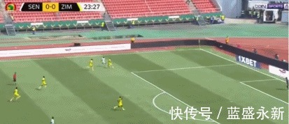 塞内加尔|1-0,读秒点射绝杀!1.6亿航母险些开翻,非洲豪门主帅忘情庆祝!