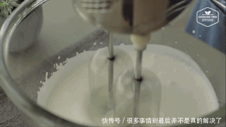 又要骗我动手做?红红甜甜的椰蓉红丝绒蛋糕