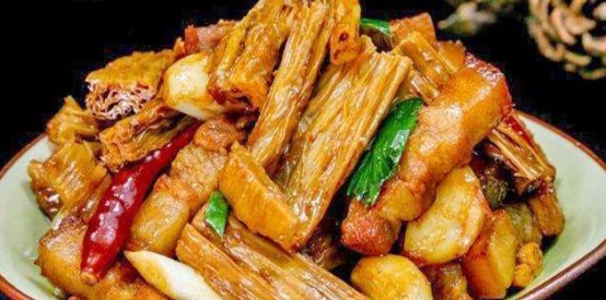 几道美味可口的家常菜，推荐6道，很美味很家常，客人都竖大拇指