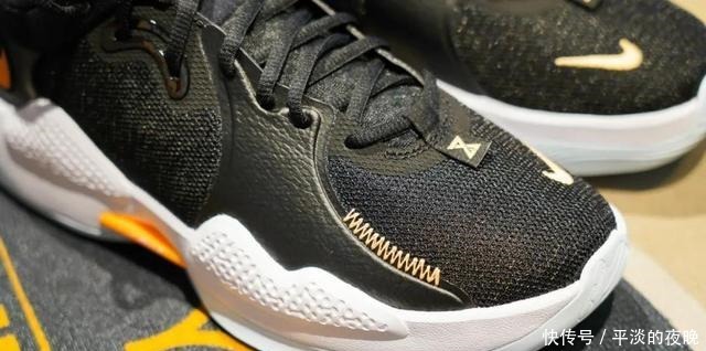 球鞋开箱PG5首发黑白配色，没有拉链颜值高了吗