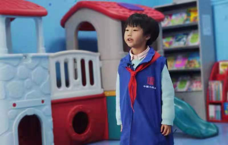 推介!【阅读经典推介】点滴积累必将汇聚成海尽显小记者的魅力风采!